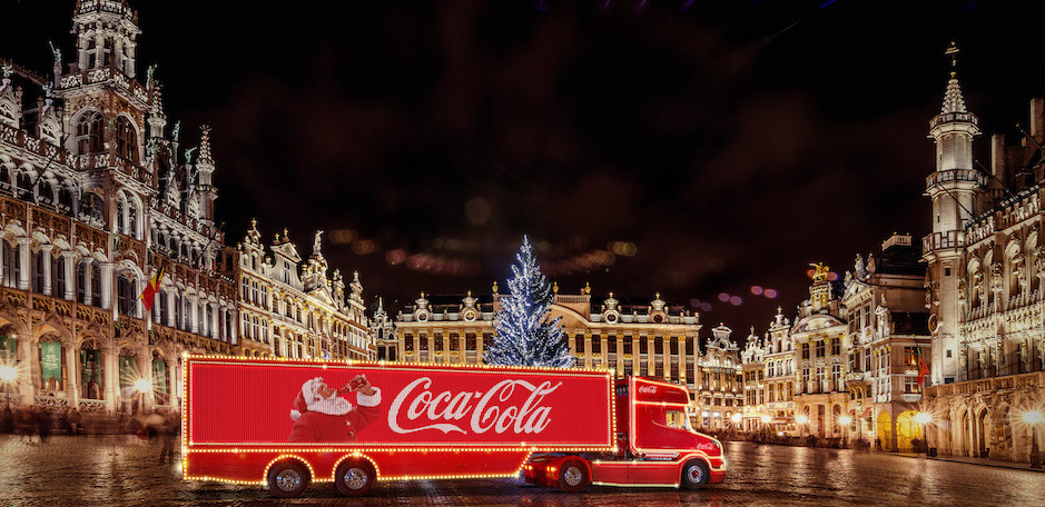 Coca Cola Holiday Marketing Campaign